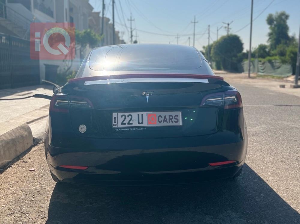 تسلا موديل 3